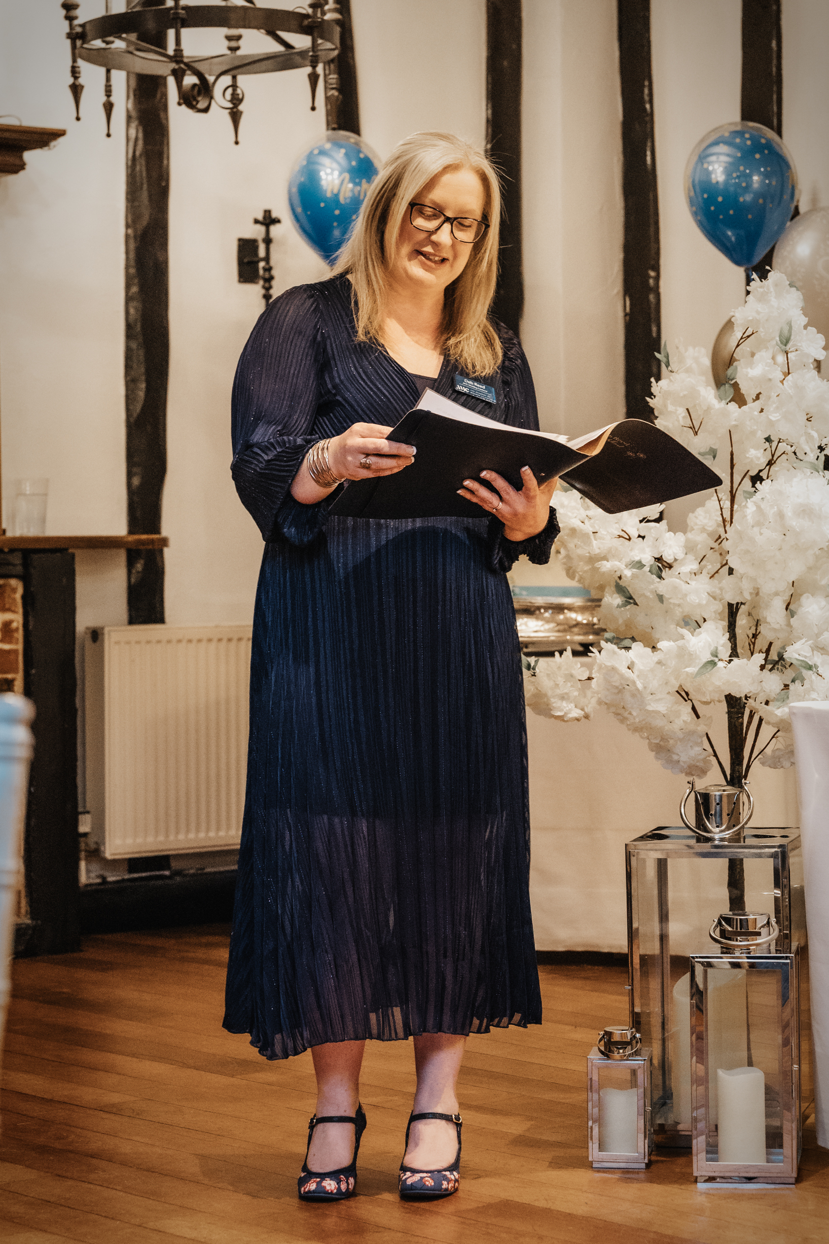 Deb Reed Celebrant Colchester Essex, performing the ceremony at Stephen and Bevs wedding.